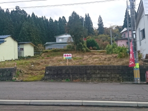 十二所字上城　216万円