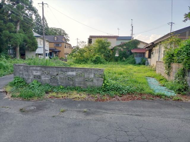 根下戸町　200万円
